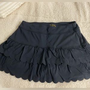 Lilly Pulitzer scalloped hem luxletic skort. Never worn. UPF 50, miesha style